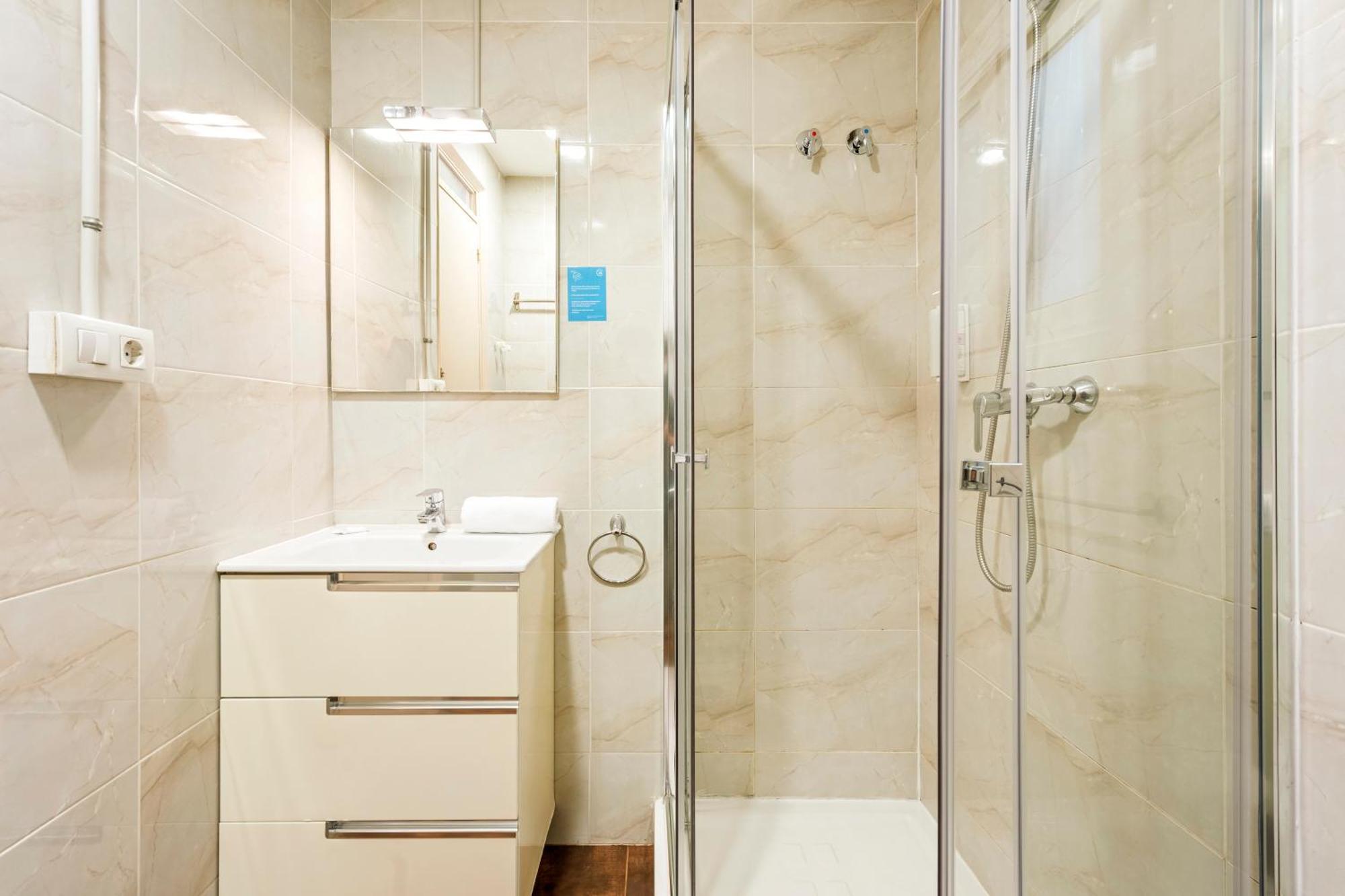 Ab Vila I Vila Apartments Барселона Екстериор снимка